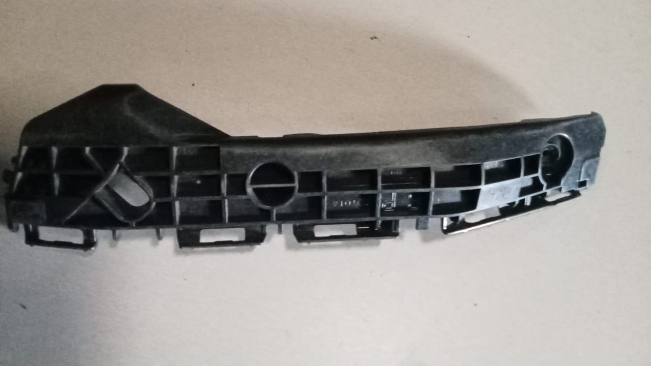 Toyota Vitz NSP30 Rear Bumperslide